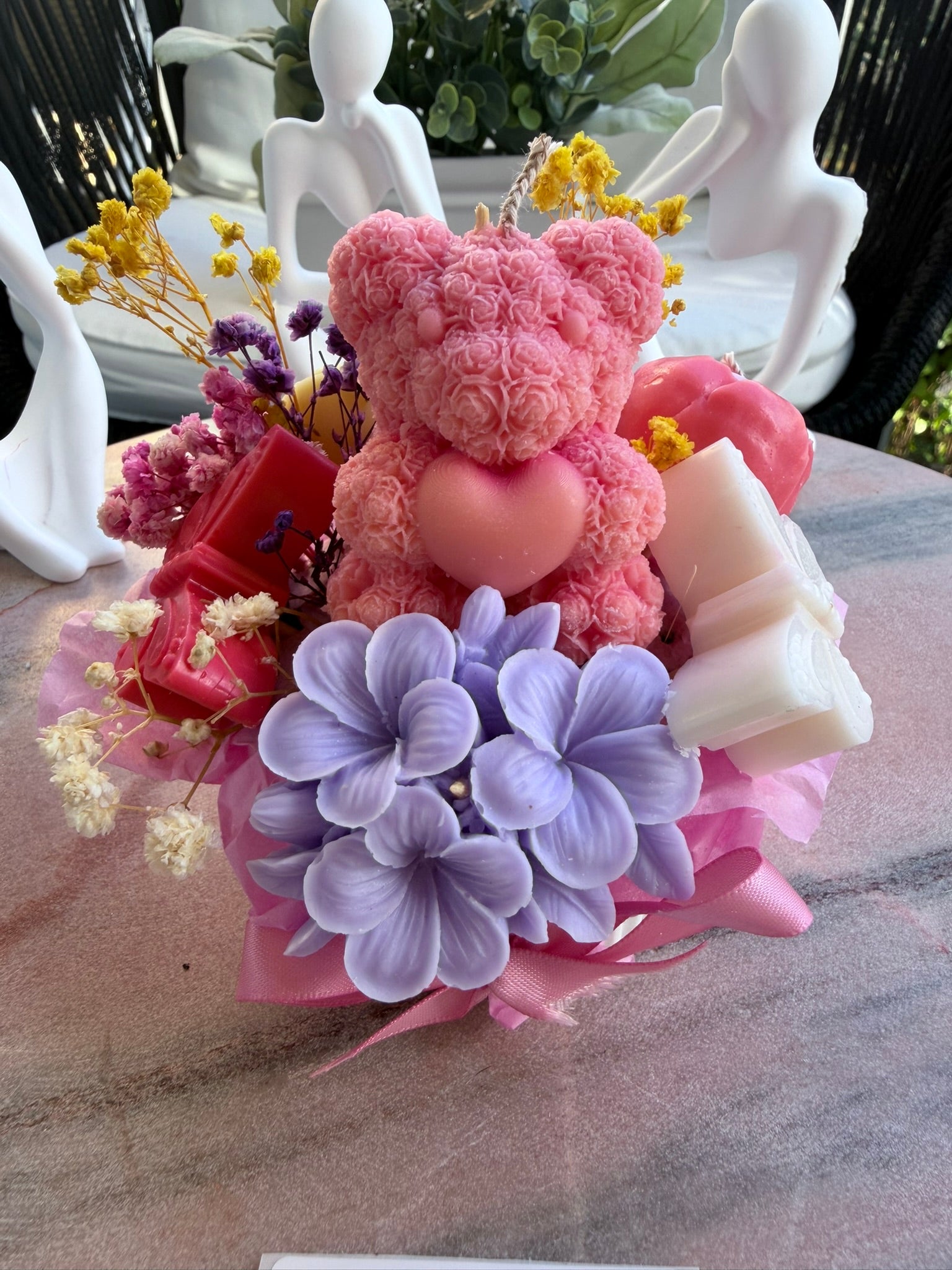 Mini Bouquet of scented candles and melts in a Jesmonite pot with dried flowers