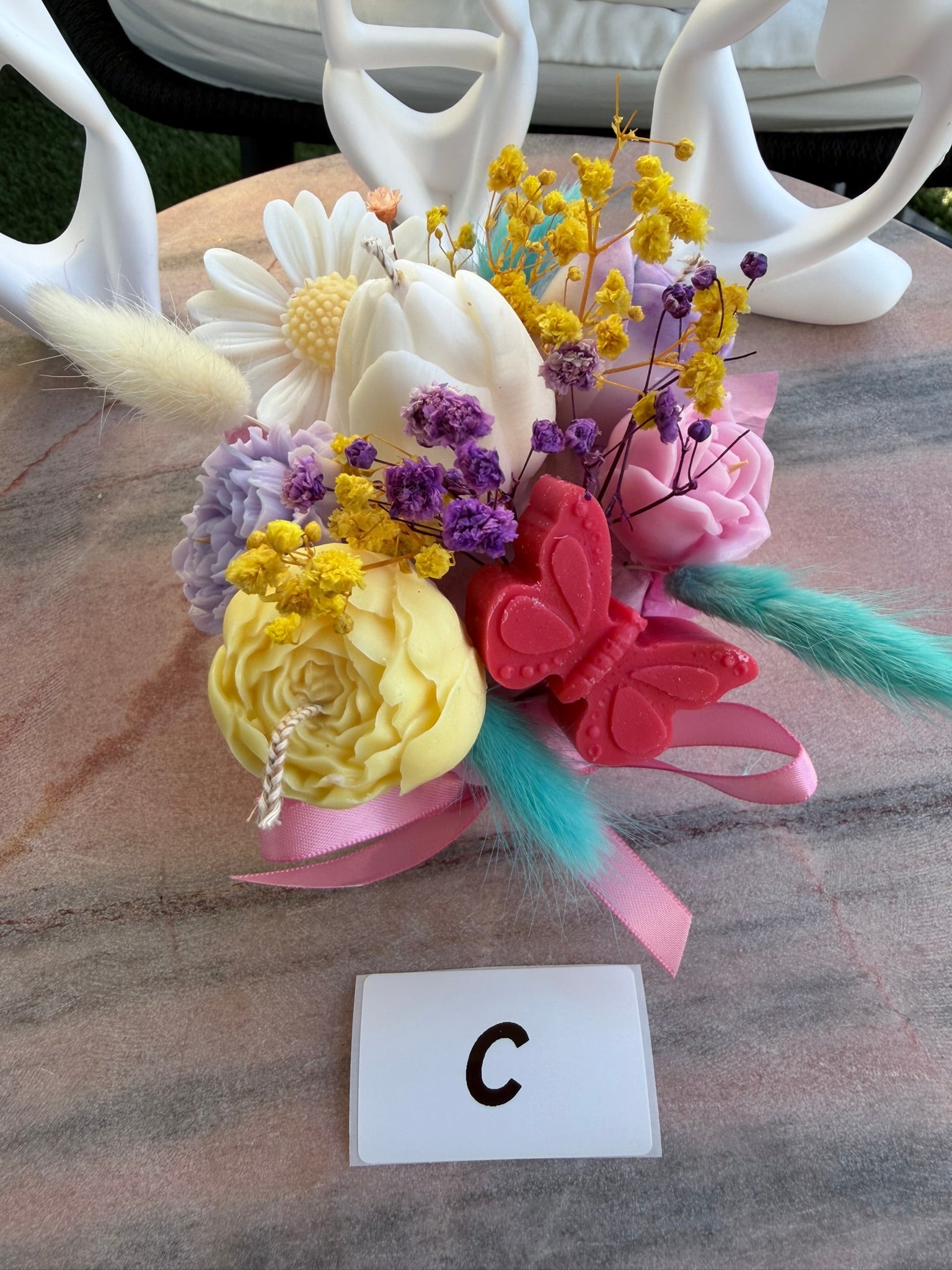 Mini Bouquet of scented candles and melts in a Jesmonite pot with dried flowers