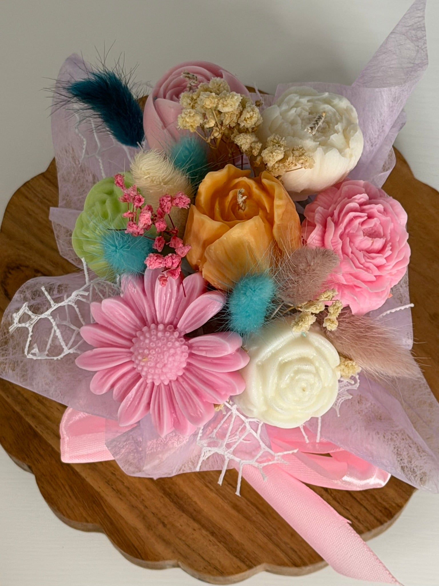 Candle Bouquet – Soy Wax Flower Melts in Jesmonite Jar
